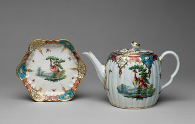 Teapot and Cover and Stand, Worcester Porcelain, 1775 by English School